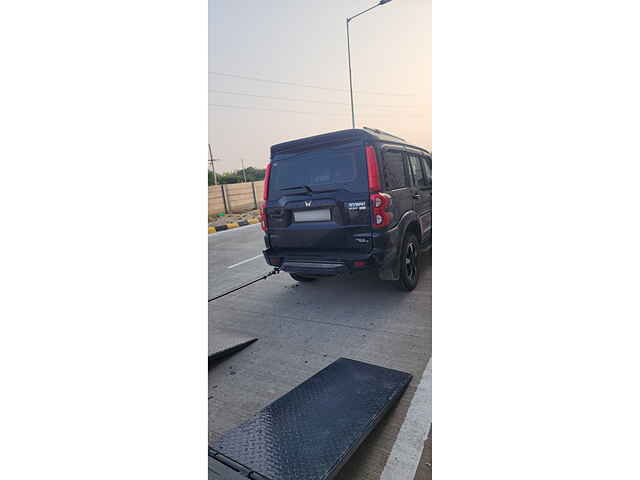 Second Hand Mahindra Scorpio S11 MT 7S in Gandhidham