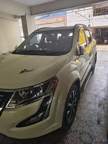 Second Hand Mahindra XUV500 W11 Opt AT in Guntur Second Hand Mahindra XUV500 W11 Opt AT in Guntur