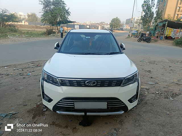 Second Hand Mahindra XUV300 [2019-2024] W8 (O) 1.5 Diesel AMT Dual Tone [2021] in Ahmedabad