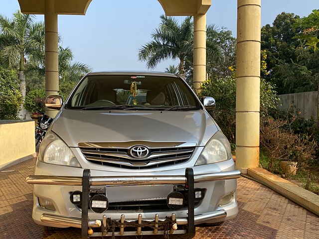 Second Hand Toyota Innova [2009-2012] 2.5 VX 7 STR in Gangavathi