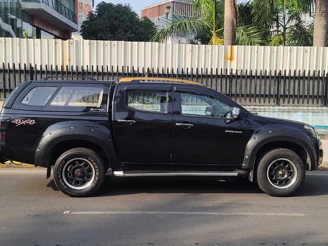 Second Hand Isuzu D-Max V-Cross [2016-2018] 4x4 in Navi Mumbai