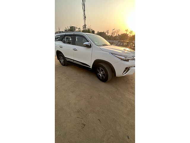 Second Hand Toyota Fortuner [2016-2021] 2.8 4x2 AT [2016-2020] in Gorakhpur