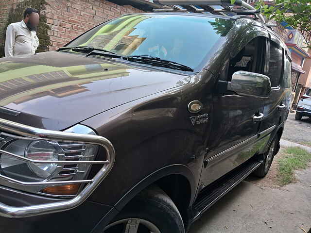 Second Hand Mahindra Xylo H4 ABS Airbag BS IV in Kolkata