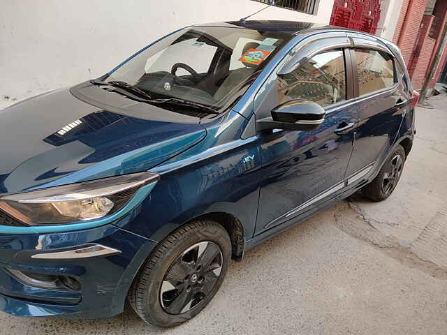 Second Hand Tata Tiago EV XZ Plus Long Range in Delhi