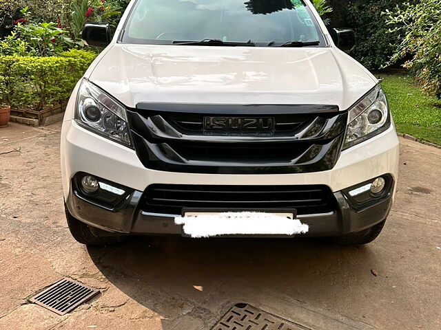 Second Hand Isuzu MU-X [2017-2018] 4x2 in Bangalore