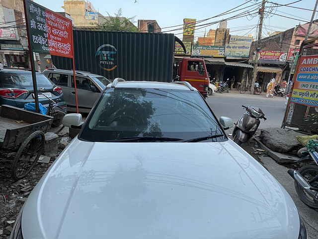 Second Hand Hyundai Venue E 1.2 Petrol in Delhi