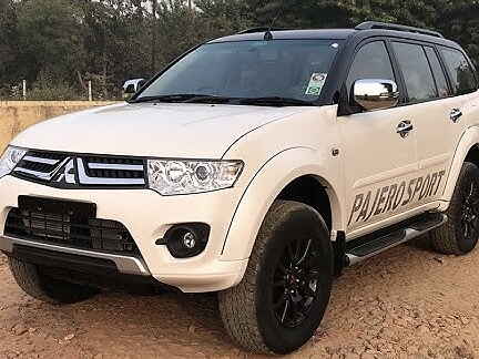 Second Hand Mitsubishi Pajero SFX 2.8 in Jhansi