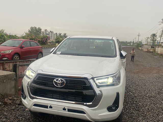 Second Hand Toyota Hilux High 4X4 AT in Mumbai