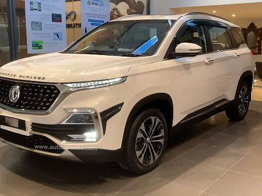 Second Hand MG Hector Plus [2020-2023] Style 1.5 Petrol Turbo MT 7-STR in Nagpur