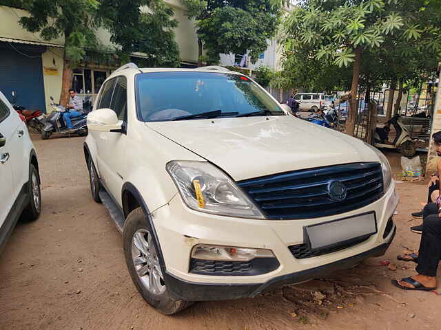 Second Hand Ssangyong Rexton RX5 in Ahmedabad