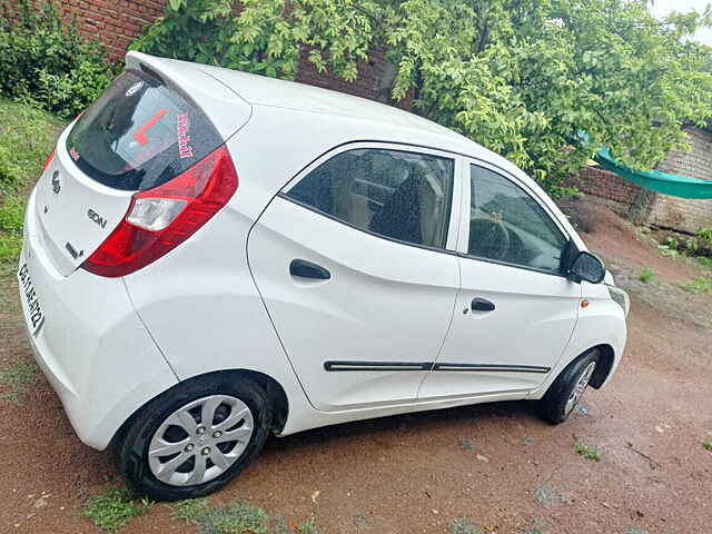 Second Hand Hyundai Eon Magna + in Raigarh