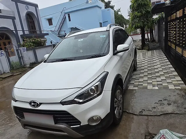 Used 2018 Hyundai i20 Active S for sale in Bhilai at - Main Image