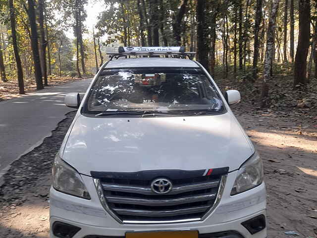 Second Hand Toyota Innova [2009-2012] 2.0 GX 8 STR BS-IV in Siliguri