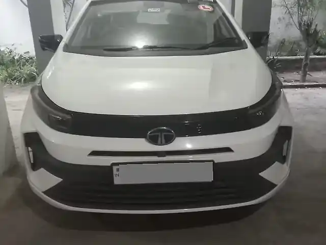Second Hand Tata Altroz Creative Petrol 1.2L Automatic (AMT) in Gaya