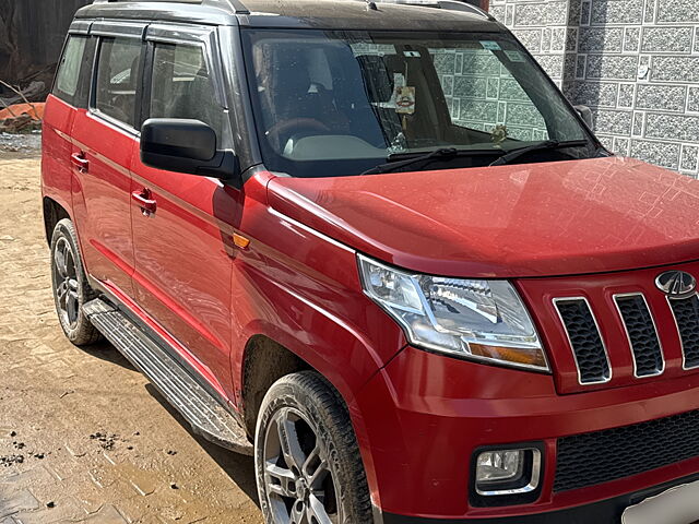 Second Hand Mahindra TUV300 [2015-2019] T8 mHAWK100 Dual Tone in Gurgaon