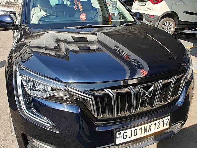 Second Hand Mahindra XUV700 AX 7 Diesel  AT Luxury Pack 7 STR [2021] in Surat