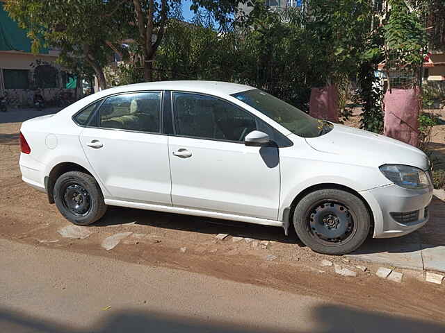 Second Hand Skoda Rapid [2015-2016] 1.5 TDI CR Ambition in Gandhinagar