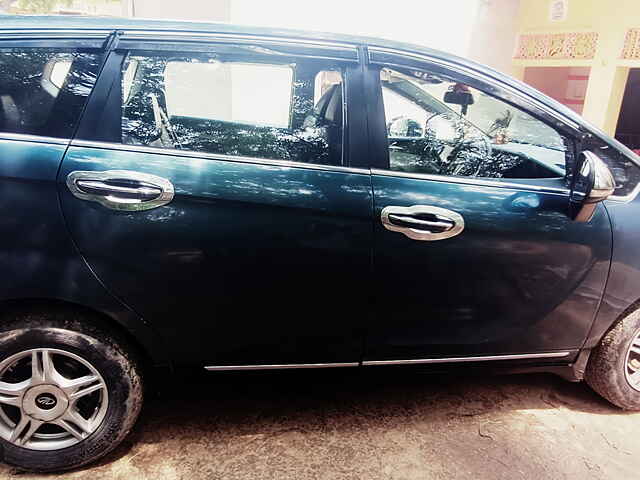 Second Hand Mahindra Marazzo [2018-2020] M6 8 STR in Kanpur