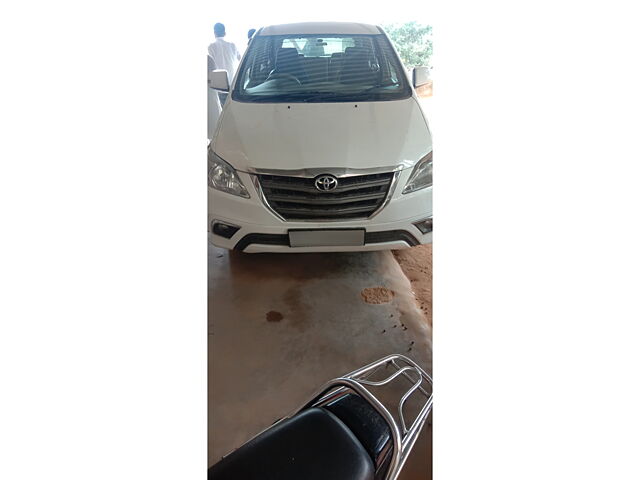 Second Hand Toyota Innova [2012-2013] Aero Ltd 8 STR BS IV in Sikar