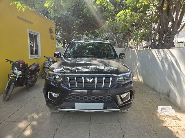 Used 2022 Mahindra Scorpio N Z8 L Diesel AT 2WD 7 STR [2022