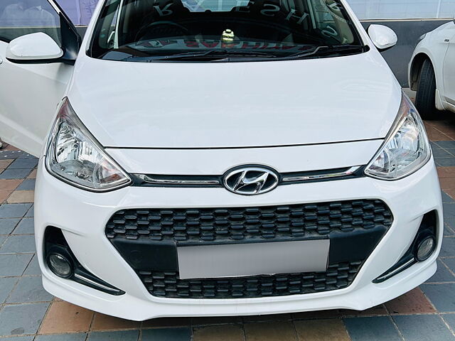 Second Hand Hyundai Grand i10 [2013-2017] Sportz 1.1 CRDi [2016-2017] in Ahmedabad