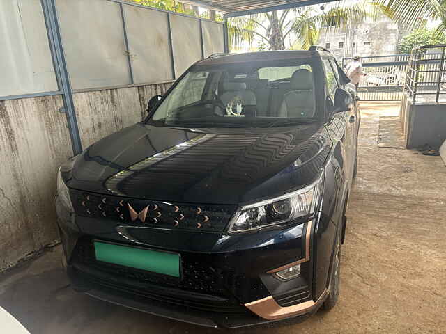 Second Hand Mahindra XUV400 EL 39.4 KWH Dual Tone in Osmanabad