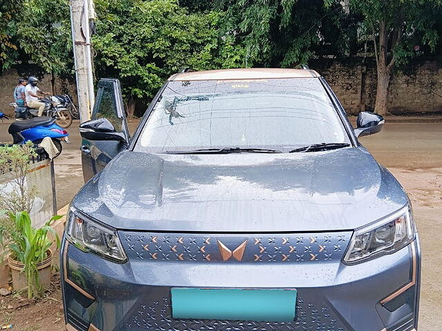 Second Hand Mahindra XUV400 EL 39.4 KWH Dual Tone in Davanagere