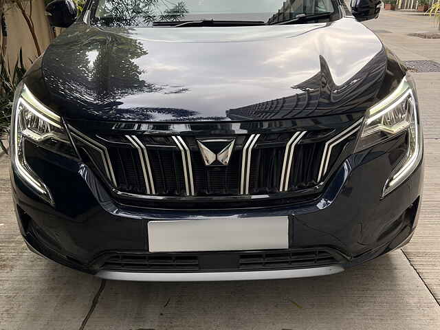 Second Hand Mahindra XUV700 AX 7 Luxury Pack Petrol AT 7 STR [2023-2024] in Mumbai