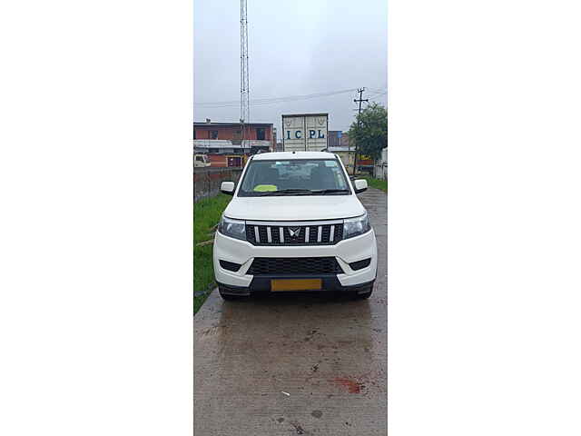 Second Hand Mahindra Bolero Neo N8 in Agra