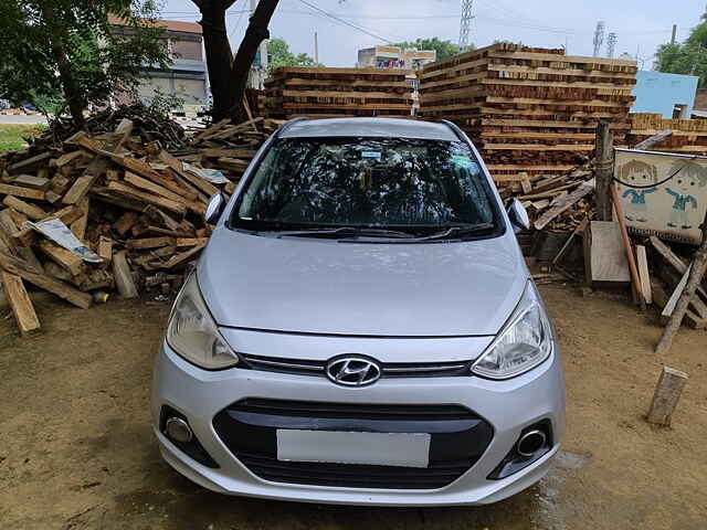 Second Hand Hyundai Grand i10 [2013-2017] Sportz 1.1 CRDi [2013-2016] in Mahendragarh