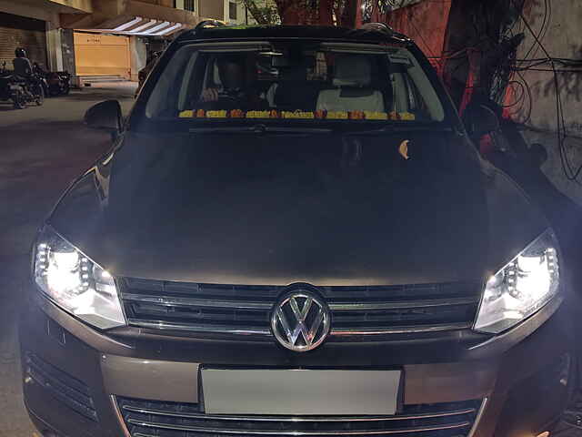 Second Hand Volkswagen Touareg 3.0 V6 TDI in Hyderabad