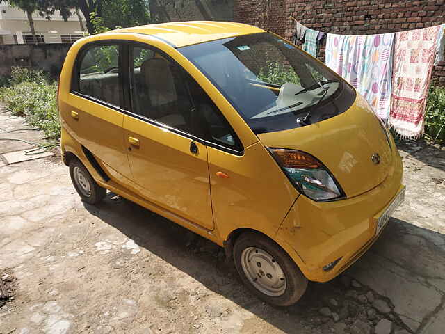 Second Hand Tata Nano [2009-2011] LX in Agra