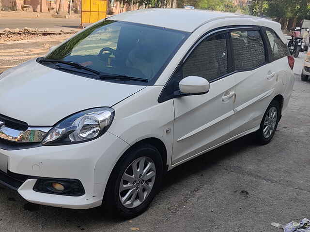 Second Hand Honda Mobilio V (O) Petrol in Mumbai