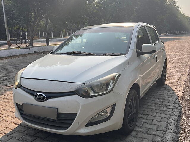 Second Hand Hyundai i20 [2012-2014] Sportz 1.4 CRDI in Greater Noida