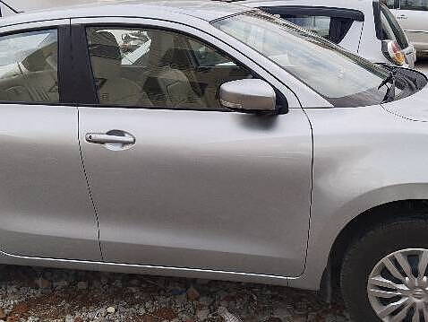 Second Hand Maruti Suzuki Dzire [2020-2024] VXi in Hyderabad