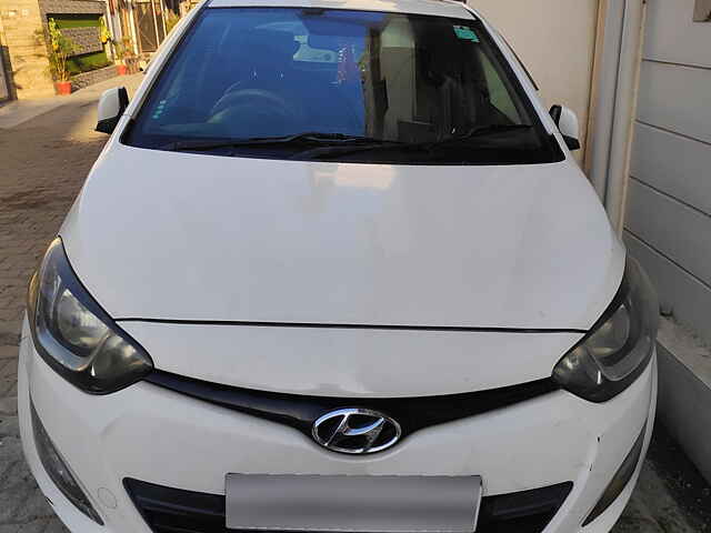 Second Hand Hyundai i20 [2012-2014] Sportz 1.4 CRDI in Dehradun