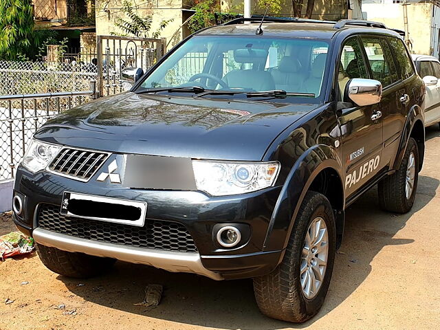 Second Hand Mitsubishi Pajero Sport 2.5 MT in Raipur