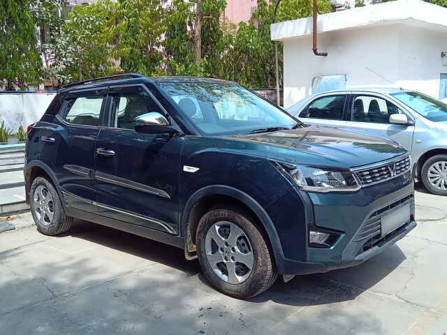 Second Hand Mahindra XUV300 [2019-2024] W6 1.2 Petrol AMT in Delhi