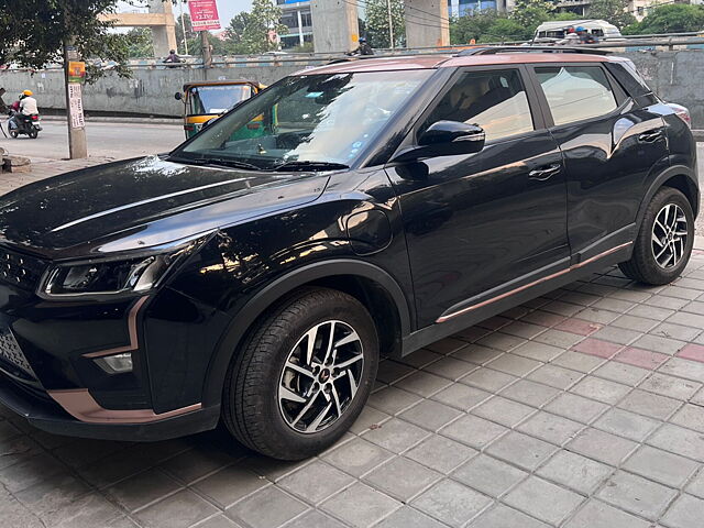 Second Hand Mahindra XUV400 EL Pro 39.4 KWH Dual Tone in Bangalore