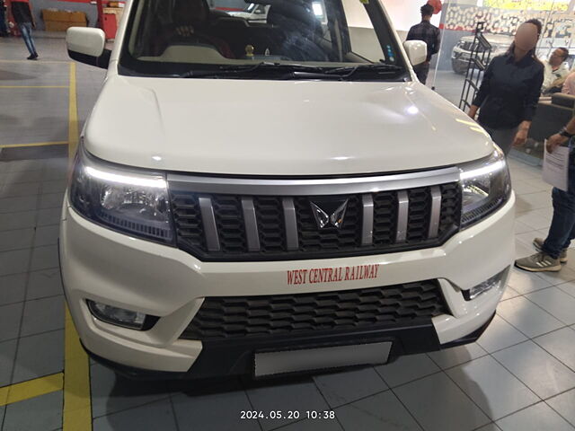 Second Hand Mahindra Bolero Neo N8 in Tikamgarh