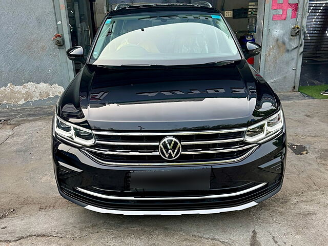 Second Hand Volkswagen Tiguan Elegance 2.0 TSI DSG in Bangalore