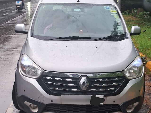 Second Hand Renault Lodgy 85 PS RXZ Stepway 8 STR in Navi Mumbai