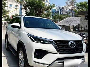 Second Hand Toyota Fortuner 4X4 AT 2.8 Diesel in Delhi