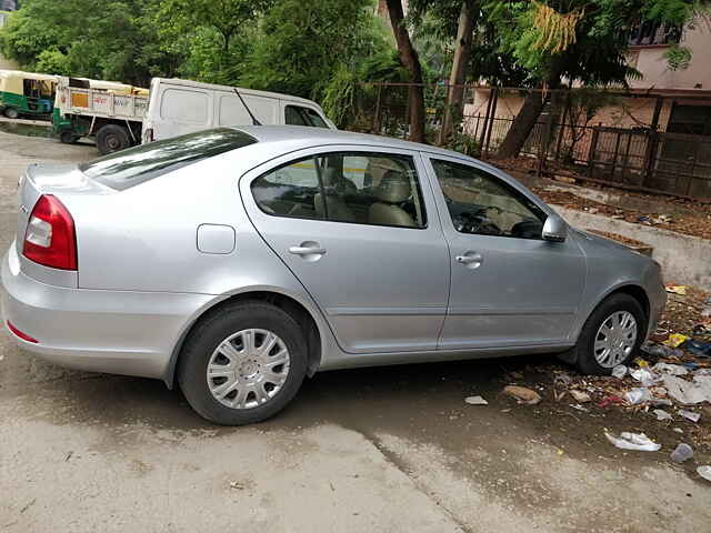 Second Hand Skoda Laura Active 1.8 TSI in Delhi