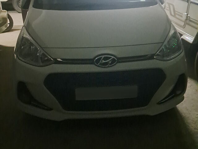 Second Hand Hyundai Grand i10 Sportz 1.2 Kappa VTVT Dual Tone in Silchar