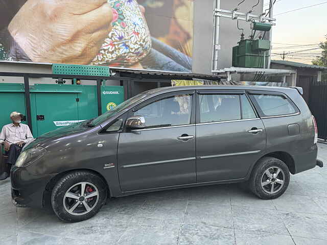 Second Hand Toyota Innova [2009-2012] 2.5 VX 7 STR BS-IV in Srinagar