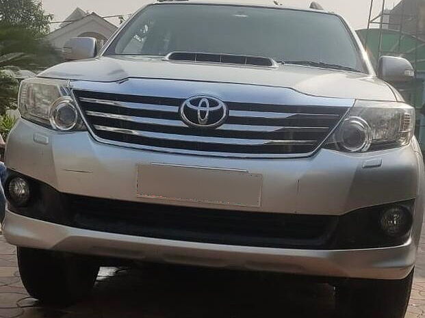 Second Hand Toyota Fortuner [2012-2016] 3.0 4x2 MT in Lucknow