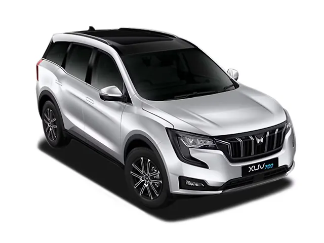 Second Hand Mahindra XUV700 AX7 Luxury Pack AWD Diesel 2.2L Turbo Automatic 7 STR Dual Tone in Perambalur