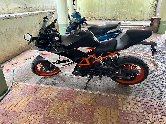 second hand ktm rc 390 price