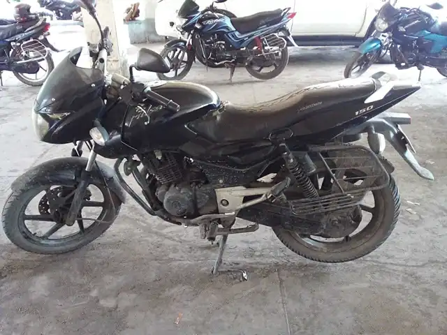 second hand bajaj pulsar 150